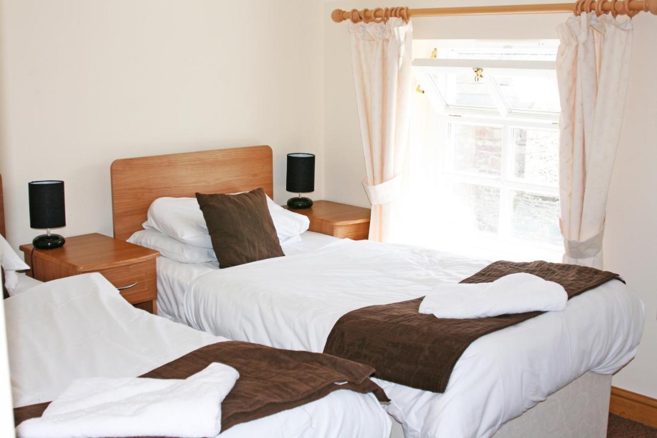 The Gremlin Lodge Brecon Ngoại thất bức ảnh